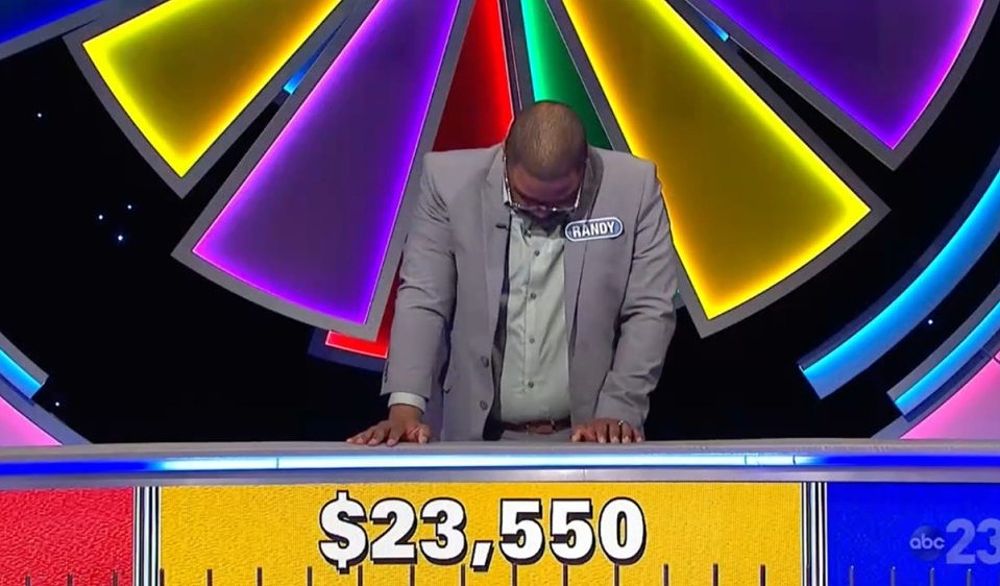 Contestant's Questionable Decision on Wheel of Fortune Leaves Viewers in Disbelief - -1198024548