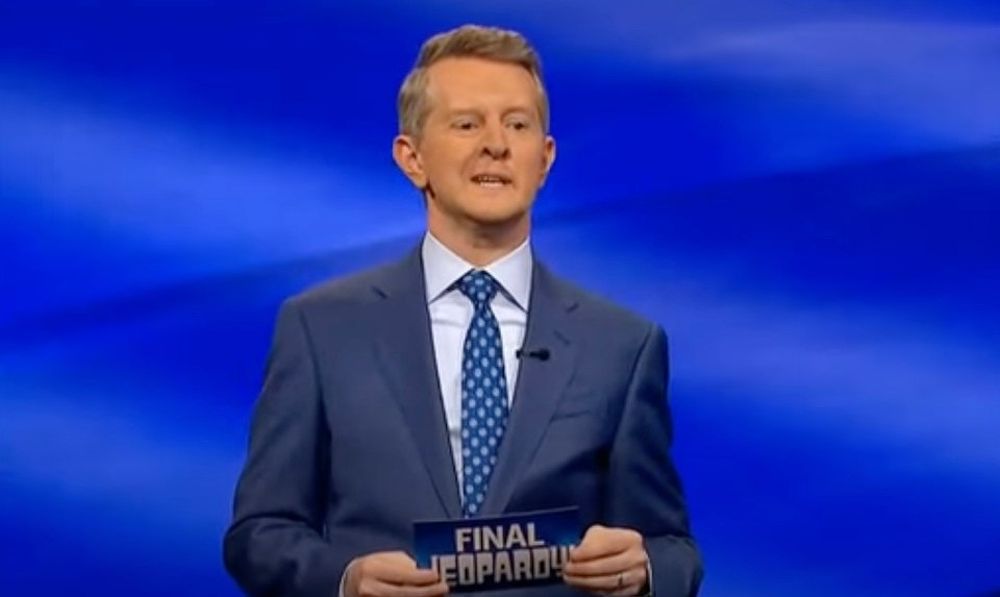 Cringe-Worthy Moments on Jeopardy! and Wheel of Fortune: Embarrassing Game Show Blunders - 983454701